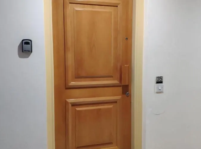 アパート ευ ζην / Ev Zen